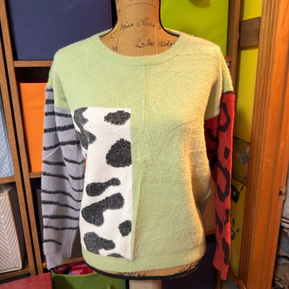 Colorful Patterned Sweater - Picture 2 of 12